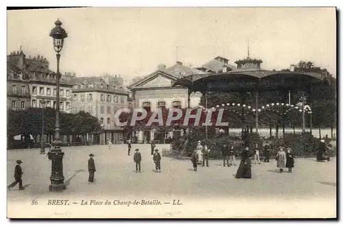 Cartes postales Kiosque Brest La place du Champ de bataille