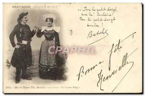 Cartes postales Folklore Mr et Mme Botrel interpretant Par le petit doigt Bretagne