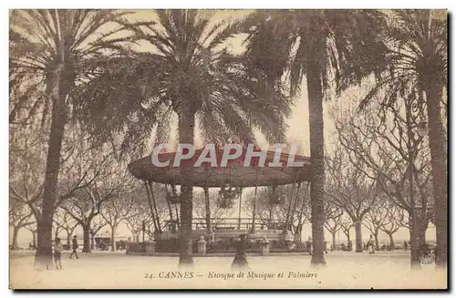 Cartes postales Kiosque de musique et palmiers Cannes