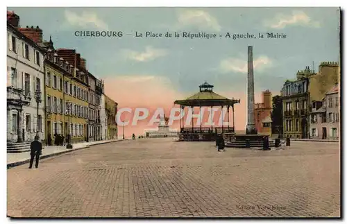 Cartes postales Kiosque Cherbourg La Place de la Republique A gauche la Mairie