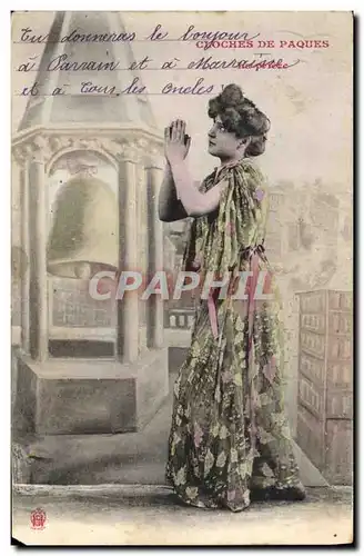 Cartes postales Cloche de Paques Femme La priere