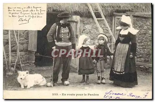 Cartes postales Folklore Botrel En route pour le pardon Chien