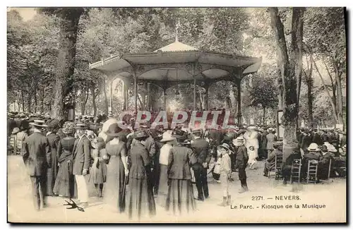 Cartes postales Kiosque de la musique Le parc Nevers