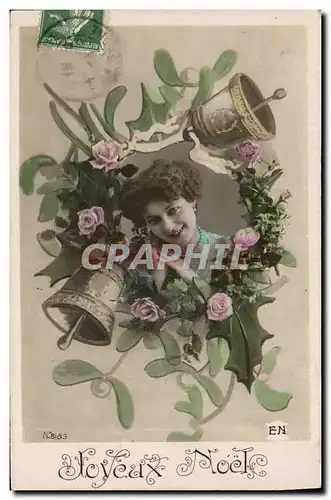 Cartes postales Cloche Femme Noel