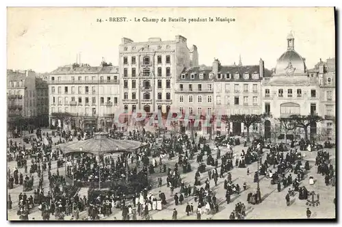 Cartes postales Kiosque Brest Le champ de bataille pendant la musique