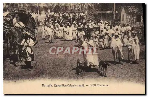 Cartes postales Chien Chiens Marseille Exposition coloniale 1922 Defile Marocain Maroc Levrier