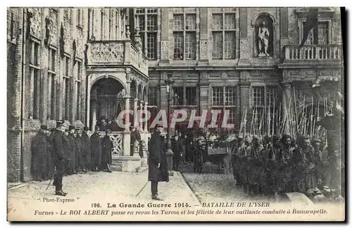 Cartes postales Militaria Bataille de l&#39Yser Furnes Le roi Albert passe en revue les Turcos