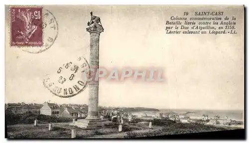 Cartes postales Chien Chiens Saint Cast Colonne de la bataille contre les Anglais Levrier enlevant un leopard