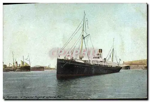 Cartes postales Bateau Paquebot Marseille Le Marechal Bugeaud sortant du port