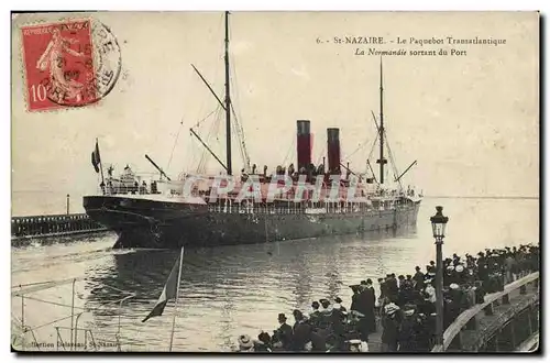 Cartes postales Bateau Paquebot transatlantique La Normandie sortant du port St Nazaire