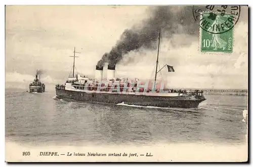 Cartes postales Bateau Paquebot Dieppe Le bateau Newhaven sortant du port