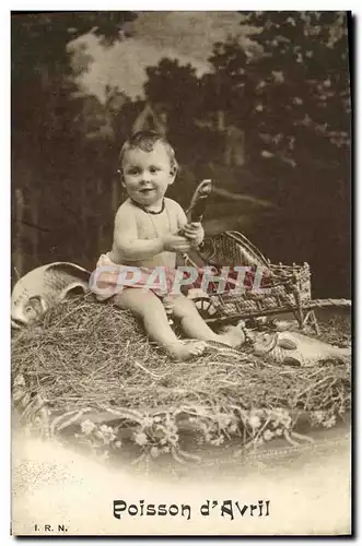 Cartes postales Fantaisie Paques Poisson Enfant Bebe