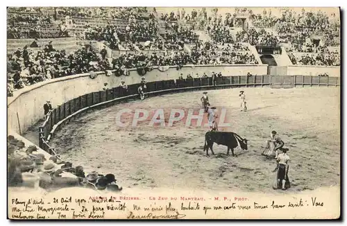 Cartes postales Corrida Taureau Arenes de Beziers Le jeu de manteau