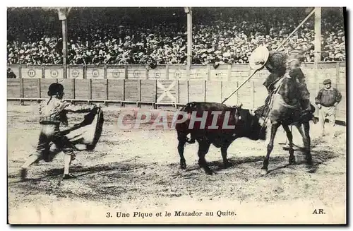 Cartes postales Corrida Course de taureaux Une pique et la matador au Quite