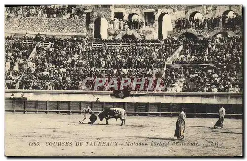 Cartes postales Corrida Course de taureaux Matador portant l&#39estocade