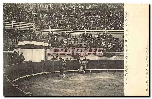 Ansichtskarte AK Corrida Course de taureaux Nimes Le brindis