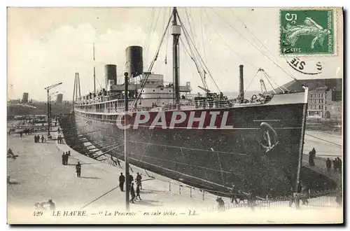 Cartes postales Bateau Paquebot La Provence en cale seche Le Havre