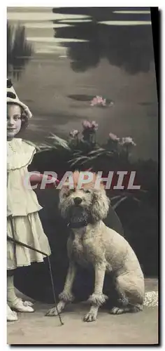 Ansichtskarte AK Chiens Chien Enfant Pierrot