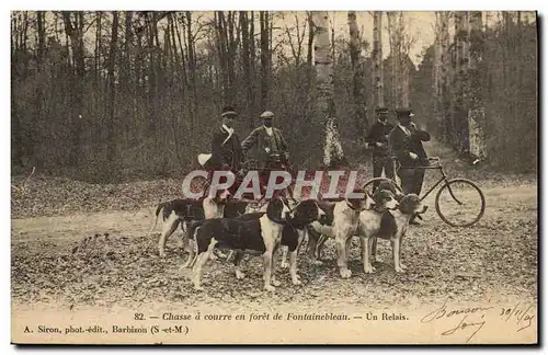 Cartes postales Chasse a courre en Foret de Fontainebleau Un relais Velo Cycle