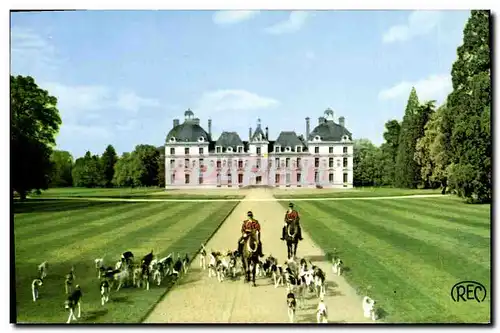 Cartes postales Abbaye des Vaux de Cernay Un jour de Chasse a courre Chiens Chien