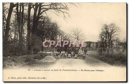 Cartes postales Chasse a courre en Foret de Fontainebleau En route pour l&#39attaque Chiens Chien