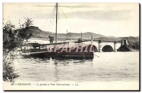 Ansichtskarte AK Pierre Loti Hendaye Le javleot et pont international Bateau