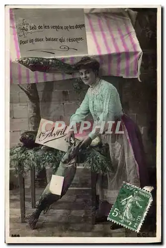 Cartes postales Fantaisie Paques Poisson Femme