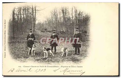Ansichtskarte AK Chasse a courre en Foret de Fontainebleau Piqueurs et chiens limiers Chiens Chien