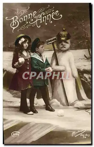 Cartes postales Fantaisie Bonhomme de neige Enfants Casque allemand Militaria