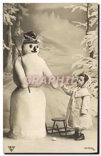Ansichtskarte AK Fantaisie Bonhomme de neige Enfant