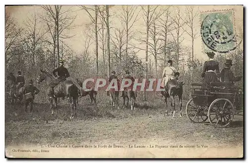 Cartes postales Chasse a courre dans la foret de Dreux Le lancer Le piqueur vient de donner la vue