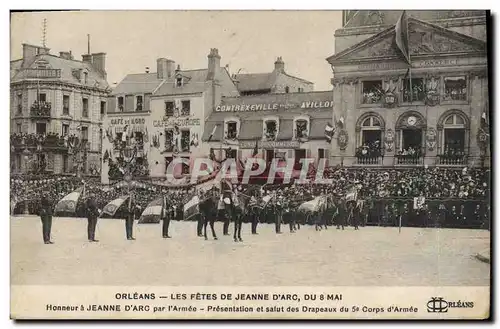 Ansichtskarte AK Jeanne d&#39Arc Orleans Les Fetes du 8 Mai Honneur a Jeanne d&#39Arc par l&#39armee Presentation