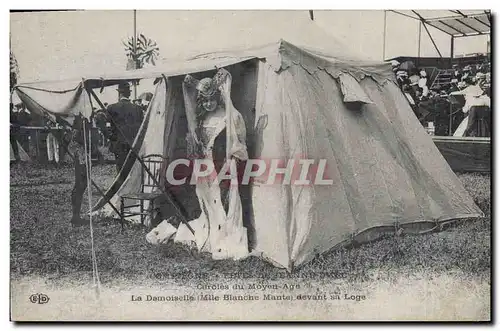 Cartes postales Compiegne Fetes de Jeanne d&#39Arc Caroles du Moyen Age La demoiselle Mlle Blanche Mante devant