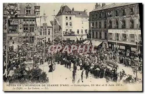 Ansichtskarte AK Compiegne Fetes de Jeanne d&#39Arc 28 mai et 5 juin 1911 Le defile La Guivre