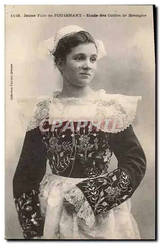 Cartes postales Folklore Jeune fille de Fouesnant