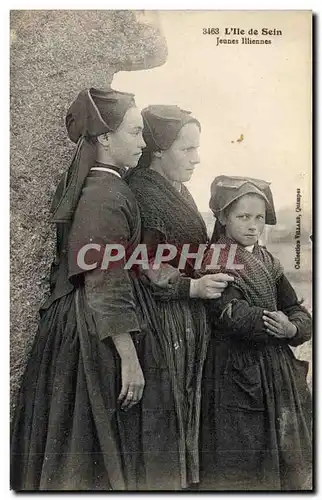 Ansichtskarte AK Folklore L&#39Ile de Sein Jeunes Illiennes