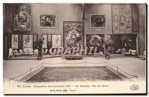 Cartes postales Lyon Exposition internationale 1914 Les galeries Une des salles Tapisserie