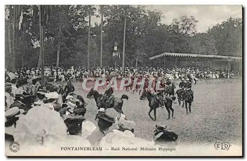 Ansichtskarte AK Cheval Equitation Hippisme Fontainebleau Raid national militaire hippique Militaria