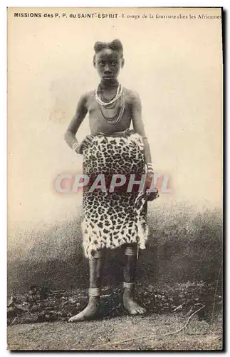 Cartes postales Missions des PP du Saint Esprit L&#39usage de la fourrure chez les Africaines