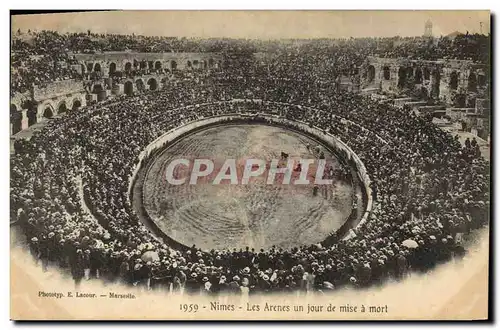 Ansichtskarte AK Corrida Course de taureaux Nimes Les arenes un jour de mise a mort