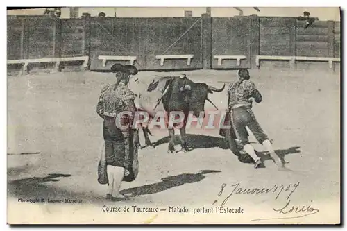 Cartes postales Corrida Course de Taureaux Matador pendant l&#39estocade