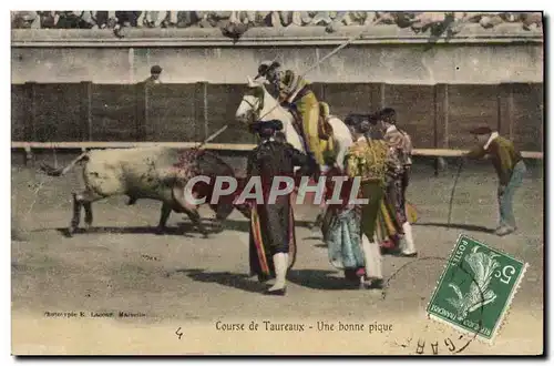 Cartes postales Corrida Course de Taureaux Une bonne pique