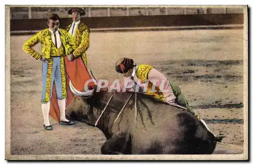 Cartes postales Corrida Course de Taureaux La puntilla