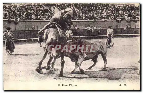 Cartes postales Corrida Course de Taureaux Une pique