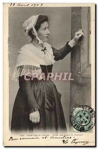 Cartes postales Folklore Jeune fille de Vannes