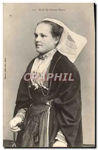 Cartes postales Folklore Etude de costume breton