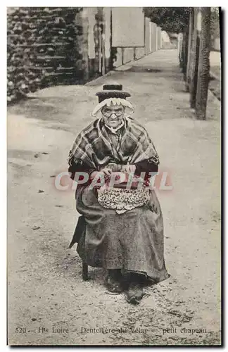 Ansichtskarte AK Dentelle Dentelliere du Velay Petit Chapeau