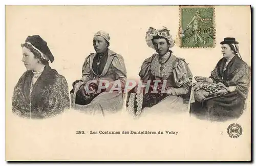 Cartes postales Dentelle Les costumes des Dentellieres du Velay