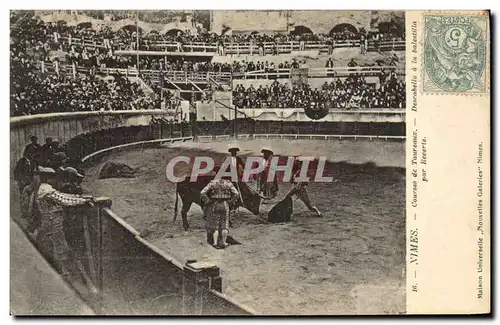 Cartes postales Corrida Course de Taureaux Nimes Descabello a la balestilla par Reverte