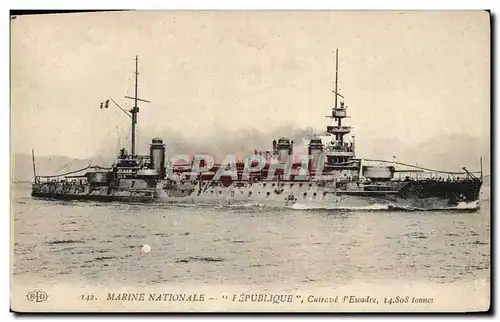 Cartes postales Bateau de Guerre Republique Cuirasse d&#39escadre